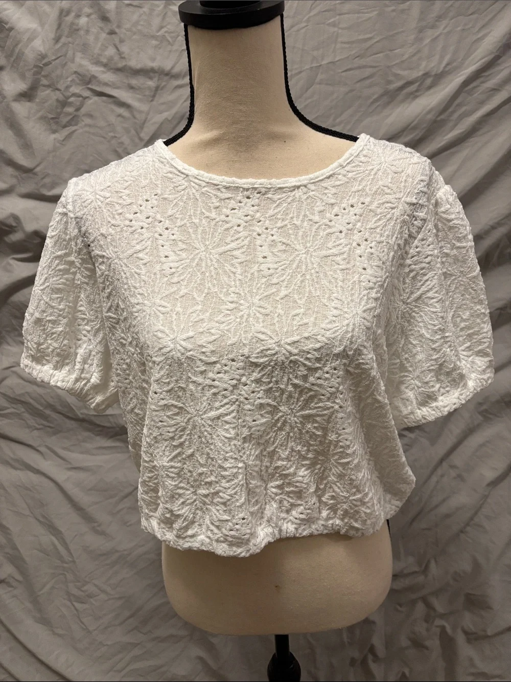 Michael Kors White Textured Short Sleeve Cropped Women's Top size XL